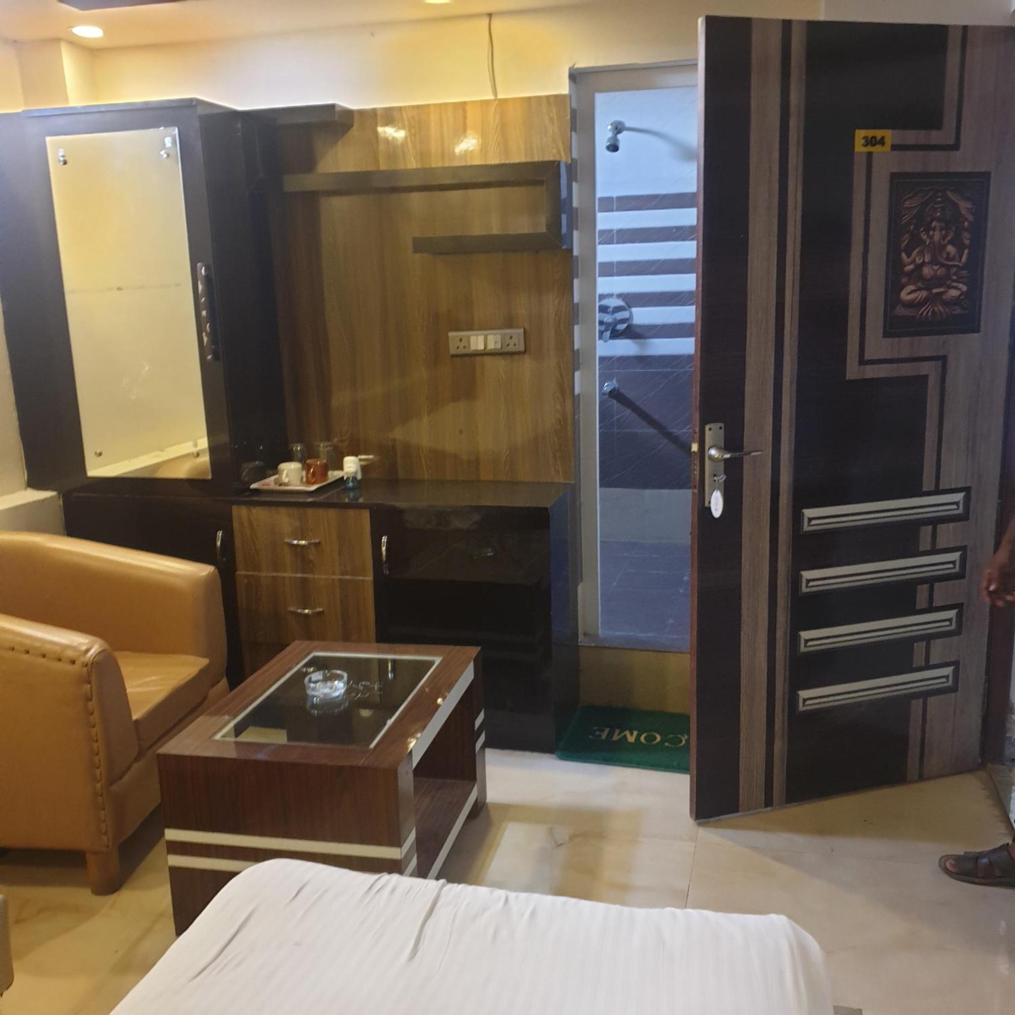 Hotel Sara Pvt Ltd Janakpur Eksteriør bilde